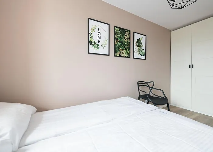 Prime Apartments - Oliva View
